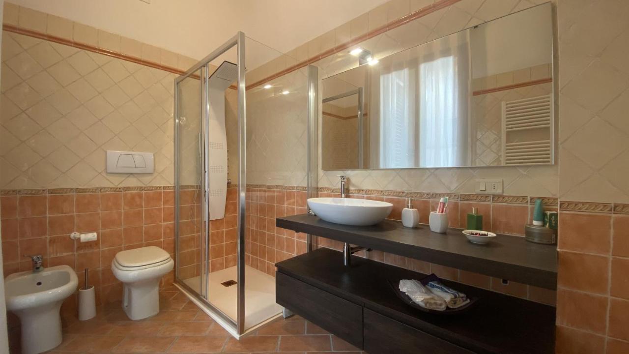 Indipendent Studio Apartment With Terrace - Parking ฟลอเรนซ์ ภายนอก รูปภาพ